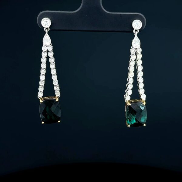 Emerald Drop Earring